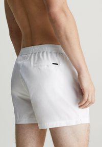 Calvin Klein Swimwear Shorts da mare - pvh classic white
