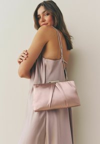 Next PLEAT  - Pikkulaukku - pink