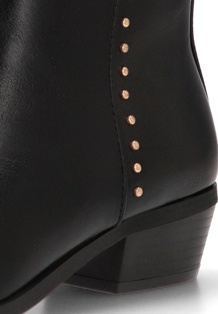 BOTIN CAMPERO ASA TINI 110544 ETIKA, MUJER NEGRO