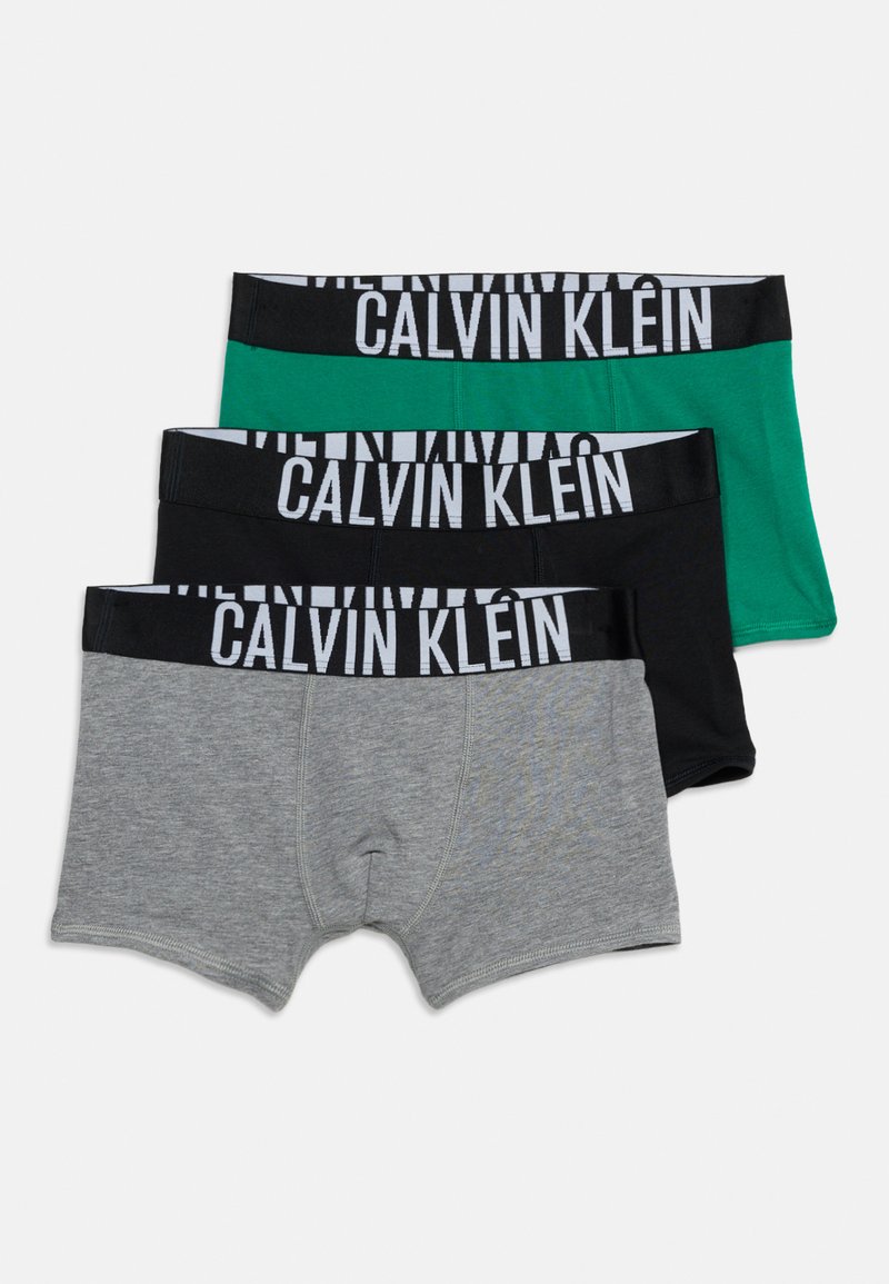 Drei Herren-Boxershorts in Grün, Schwarz und Grau mit schwarzen Taillenbändern mit weißen Calvin Klein-Logos.