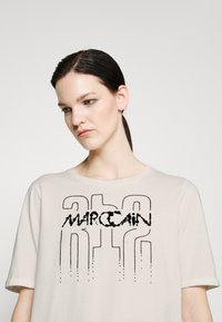 Marc Cain Collections Sleeveless White T Shirt With Lace Border WC 48.44 J14 COL 100