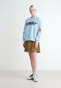 Pieces PCDINNA OVERSIZED - Sweatshirt - airy blue