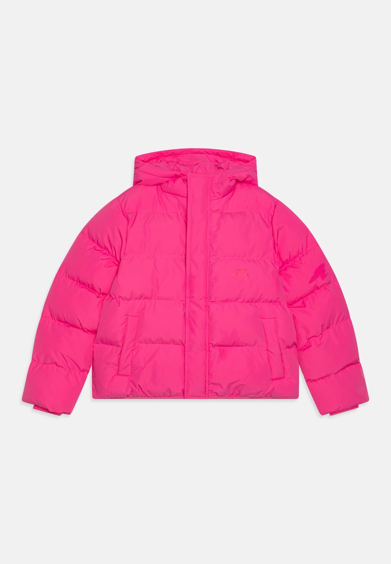 Padded jacket in bright pink with a hood. Features stitched horizontal lines, two front pockets, and a zipper closure. Smooth texture.
