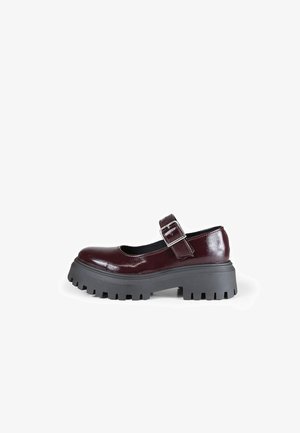 Bata, EFFETTO VERNICE - Ballerine con cinturino - bordeaux