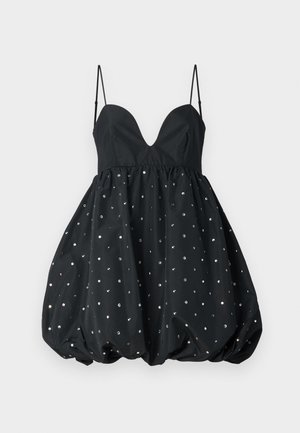 Robe noire avec un décolleté plongeant, des fines bretelles et une jupe bouffante. Décorée de sequins métalliques répartis de manière régulière sur le tissu.