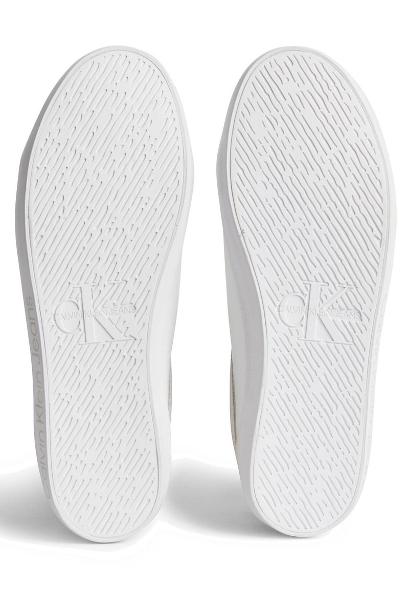 Calvin klein jeans white contrast low profile trainers Clearance
