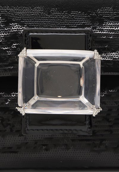 Main image 4, Enlarge