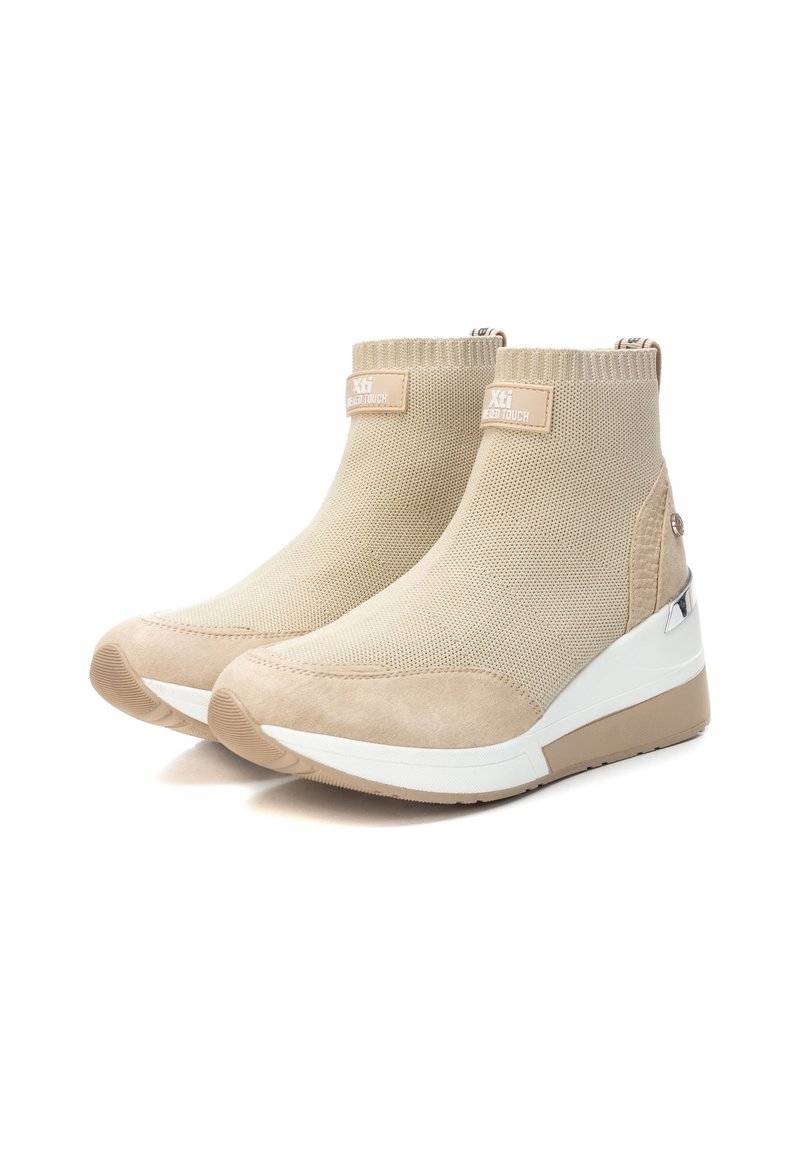 XTI Botines con plataforma - beige/marrón -
