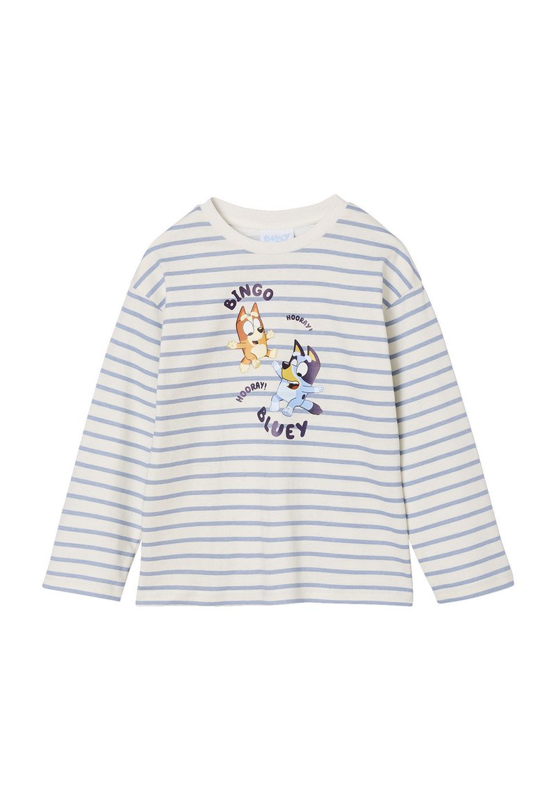 Weißes Langarmhemd mit blauen Streifen, das die Cartoonfiguren Bingo und Bluey in der Mitte sowie den Text "BINGO HOORAY!" und "BLUEY" zeigt.