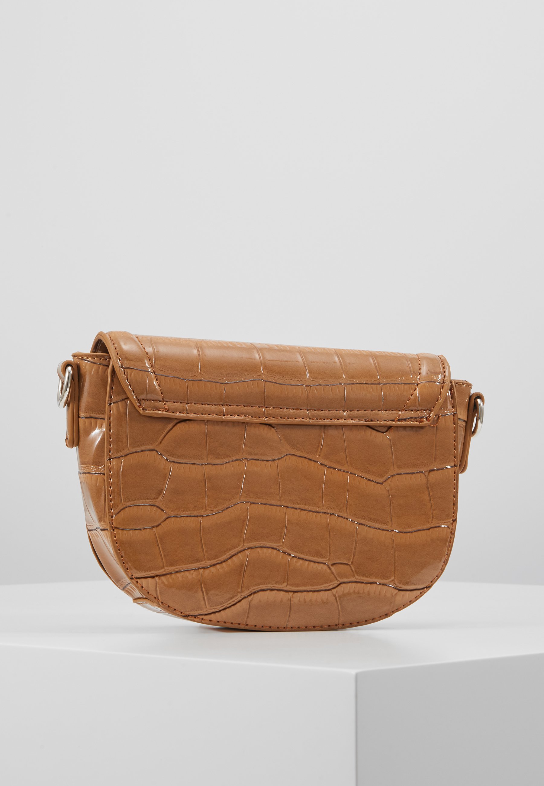 Pieces PCLOUISE CROSS BODY Skulderveske toasted coconut Pieces PCLOUISE CROSS BODY Skulderveske toasted coconut