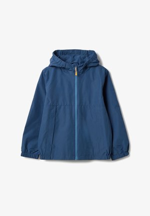 Veste légère bleue avec capuche, dotée d'une fermeture éclair frontale, de poignets élastiques et d'un détail de fermeture éclair bleu contrastant. Texture de tissu lisse.