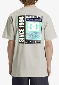 Dc Shoes Dc Corpo Hss T-shirt Homme Le BIG DRIP HSS - T-shirt Pour Homme DC Shoes Dc Shoes Dc Corpo Hss T-shirt Homme Noir