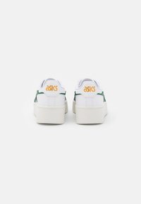 ASICS SportStyle JAPAN S PF - Tenisice - white/shamrock green
