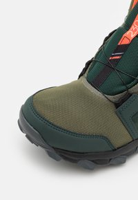 adidas Performance TERREX AGRAVIC BOA MID RAIN.RDY HIKING - Trekingové boty - shadow green/pulse olive/impact orange