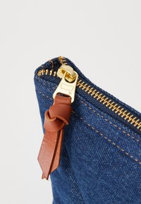 Levi's denim crossbody tas donkerblauw | wehkamp