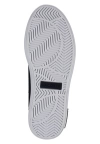 Lacoste POWERCOURT - Sportcipő - blk/wht