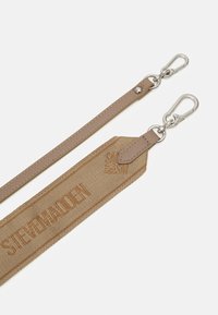 Steve Madden BLATTUCA - Käekott - taupe