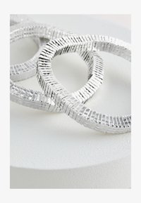 Selected, silver tone