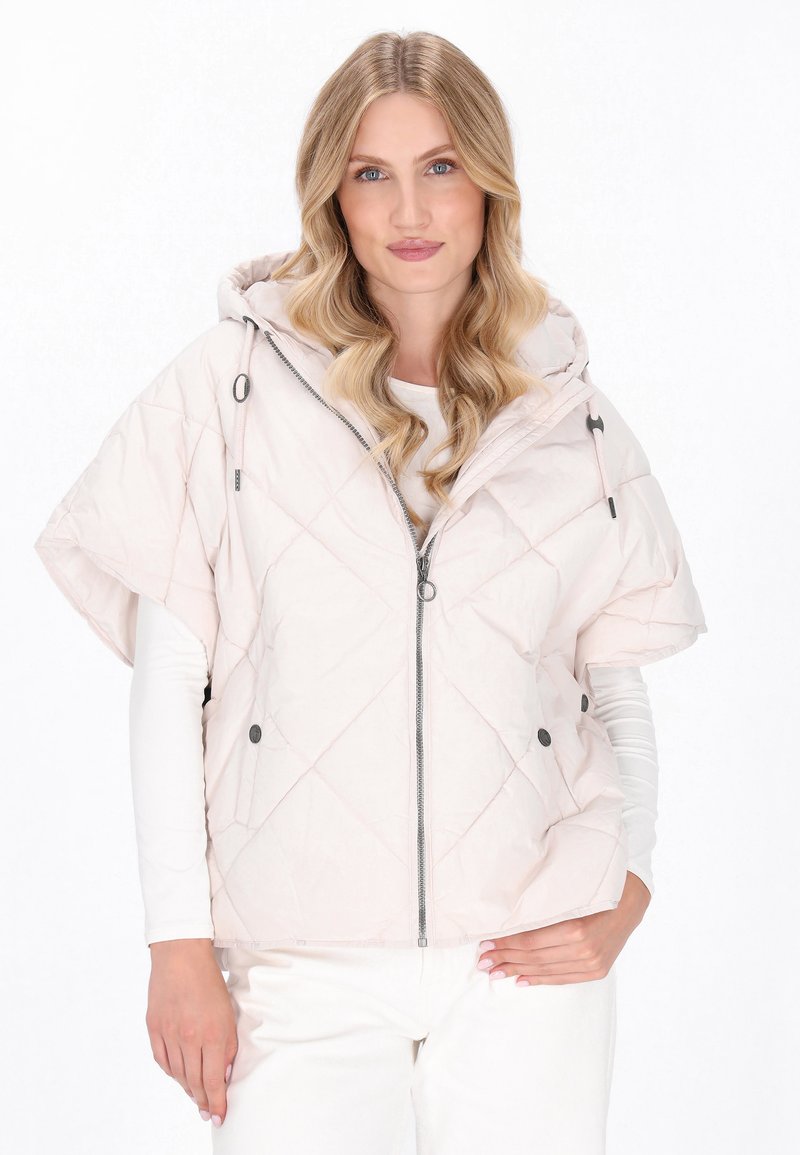 Lys pink quilted hættejakke med frontlynlås, trykknapper og korte ærmer. Har en glat tekstur og justerbar hætte.