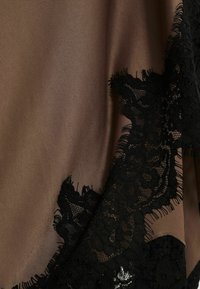 Reiss Koktailové šaty/večierkové šaty - mocha brown