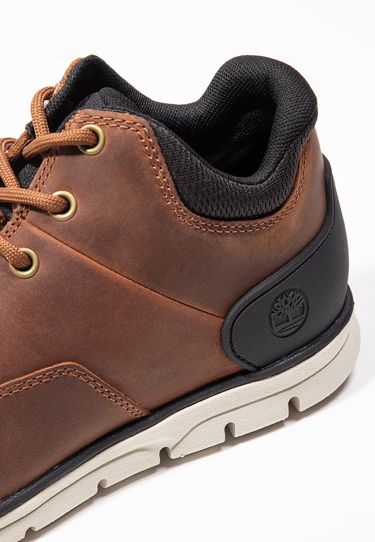 Timberland BRADSTREET CHUKKA MOLDED - Trainers - rust full grain/brown -  Zalando.de
