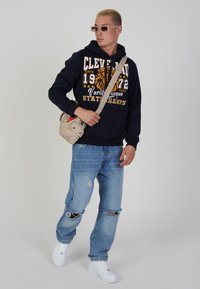 Brave Soul BURNHAM - Felpa - navy/mustard/white