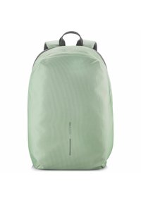 Unselected, iceberg green