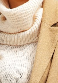 VILA Stickad tröja - beige
