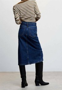 Mango Sweter