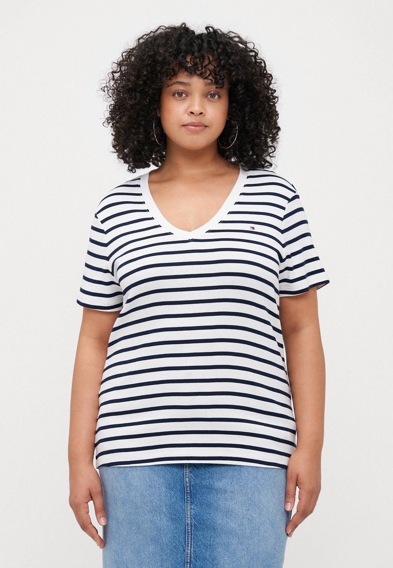 Tommy Hilfiger Curve SLIM CODY - Basic póló - ecru/dark night navy