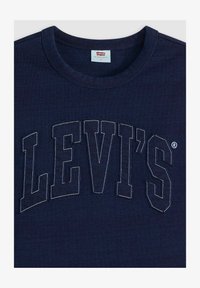 No seleccionado, raw edge appliq