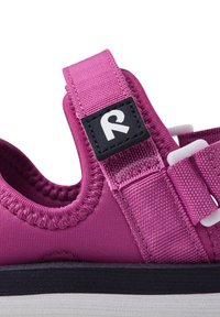 Reima MINSA - Vaellussandaalit - magenta purple