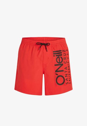 Punased ujumispüksid musta nööriga ja suure musta "O'Neill Santa Cruz California U.S.A" teksti vertikaalselt paremal jalal trükitud.
