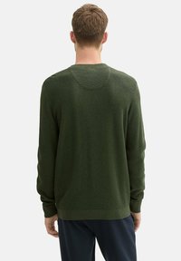 TOM TAILOR STRUKTURIERTER RUNDHALS - Maglione - rosin green melange