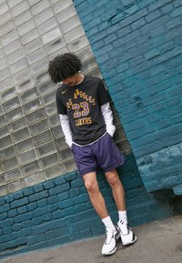 Jordan DIAMOND SHORT - Športové šortky - sky purple/black/sail