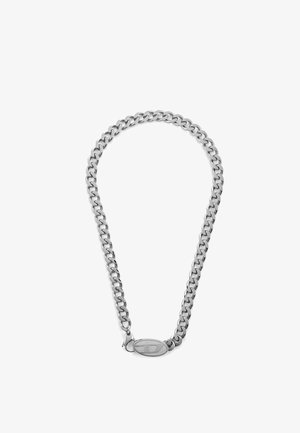Srebrny naszyjnik z łańcuszkiem o splatanych ogniwach, z gładkim, wypolerowanym wykończeniem oraz zapięciem z owalnym detalem na środku.