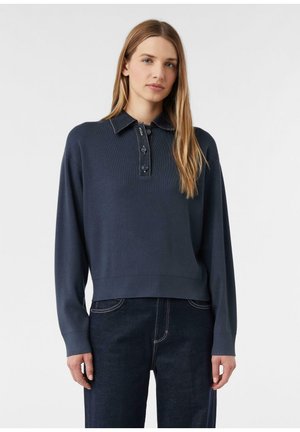 - Koszulka polo