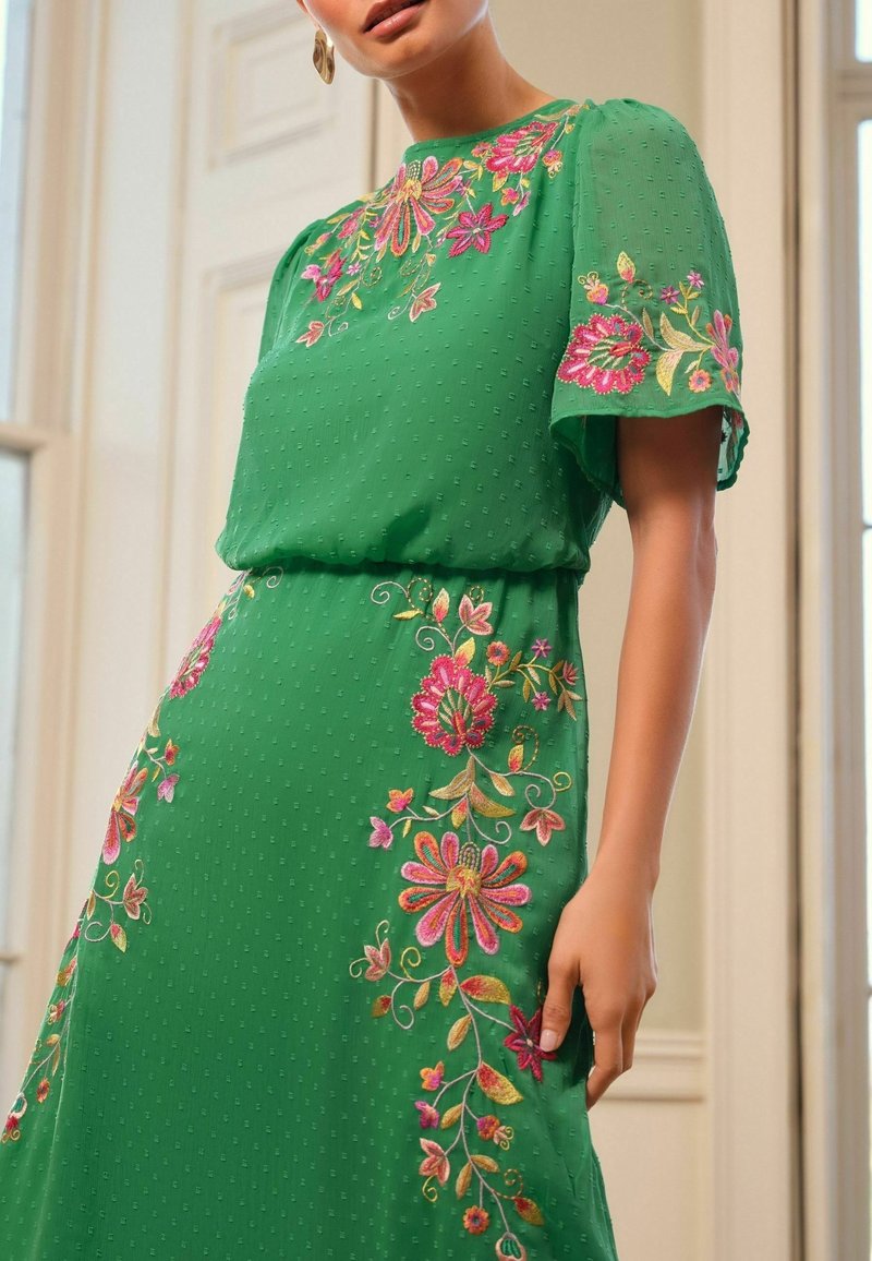 green dress with roses Emerald Green Dress Prom Dresses Floral Dress Women Evening Dresses Jungle Fairy Dress SH445