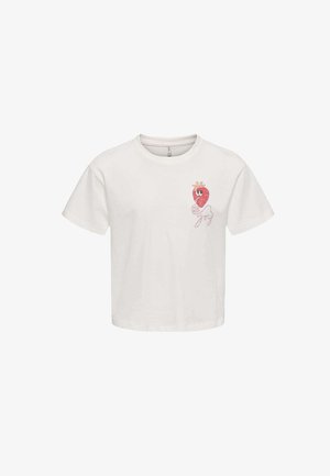 T-shirt court blanc à manches courtes avec un petit motif fraise rouge comportant des yeux et un visage souriant sur le côté gauche de la poitrine.