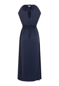 Robe sans manches bleu marine avec lien à nouer au cou, découpe en forme de goutte, taille froncée et jupe droite jusqu'à la cheville.