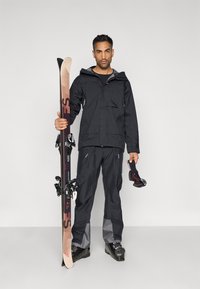 Houdini ROLLERCOASTER BIB PANTS - Pantaloni de schi - true black