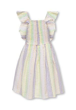 Robe d’enfant sans manches avec des rayures verticales pastel jaune, vert, violet et blanc, avec des bretelles à volants et un corsage smocké.