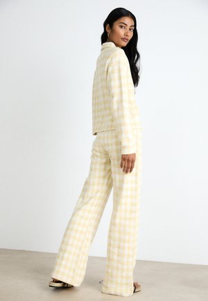 Mads Nørgaard PIRLA PANTS - Hlače - misted yellow/white alyssum