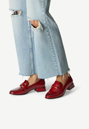 Slip-ons - dk red