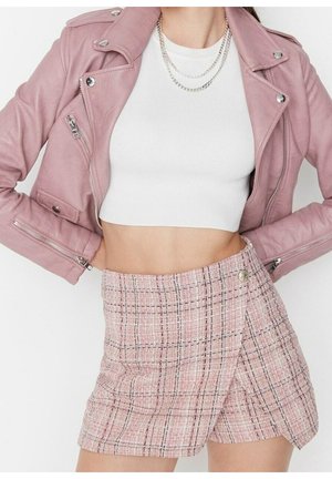 Short - pink