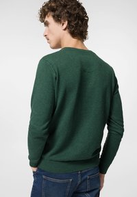 PRÓCHNIK PM2 - Sweter