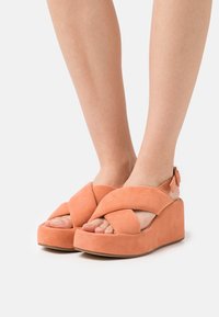 Högl Platform sandals - light brown