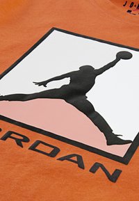 Jordan JDB ESS TEE - T-shirts med print - starfish