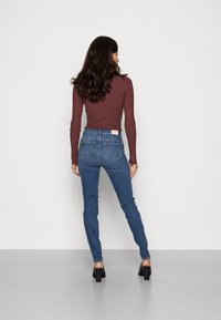 Liu Jo Jeans UP DIVINE - Calças de ganga de corte skinny - denim blue