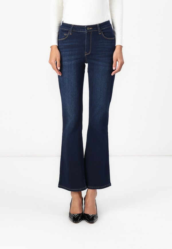 SEXY BOOT - Bootcut jeans